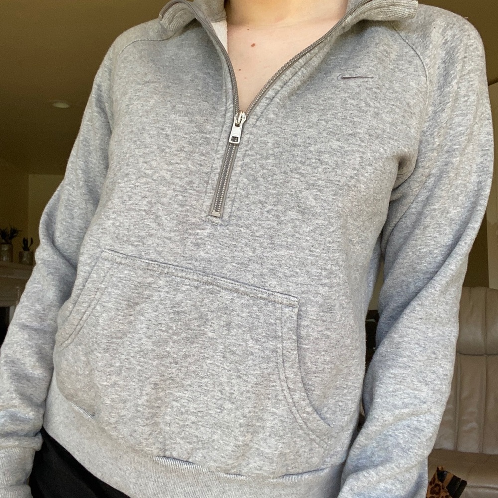 Nike quarter zip, Size: Medium